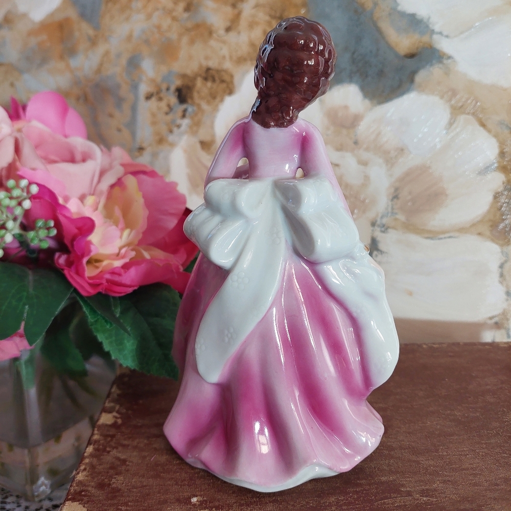 Royal Ascot Figurine Lady in Pink Dress - Vintage Collectible Shabby Chic Decor - Picture 4 of 8
